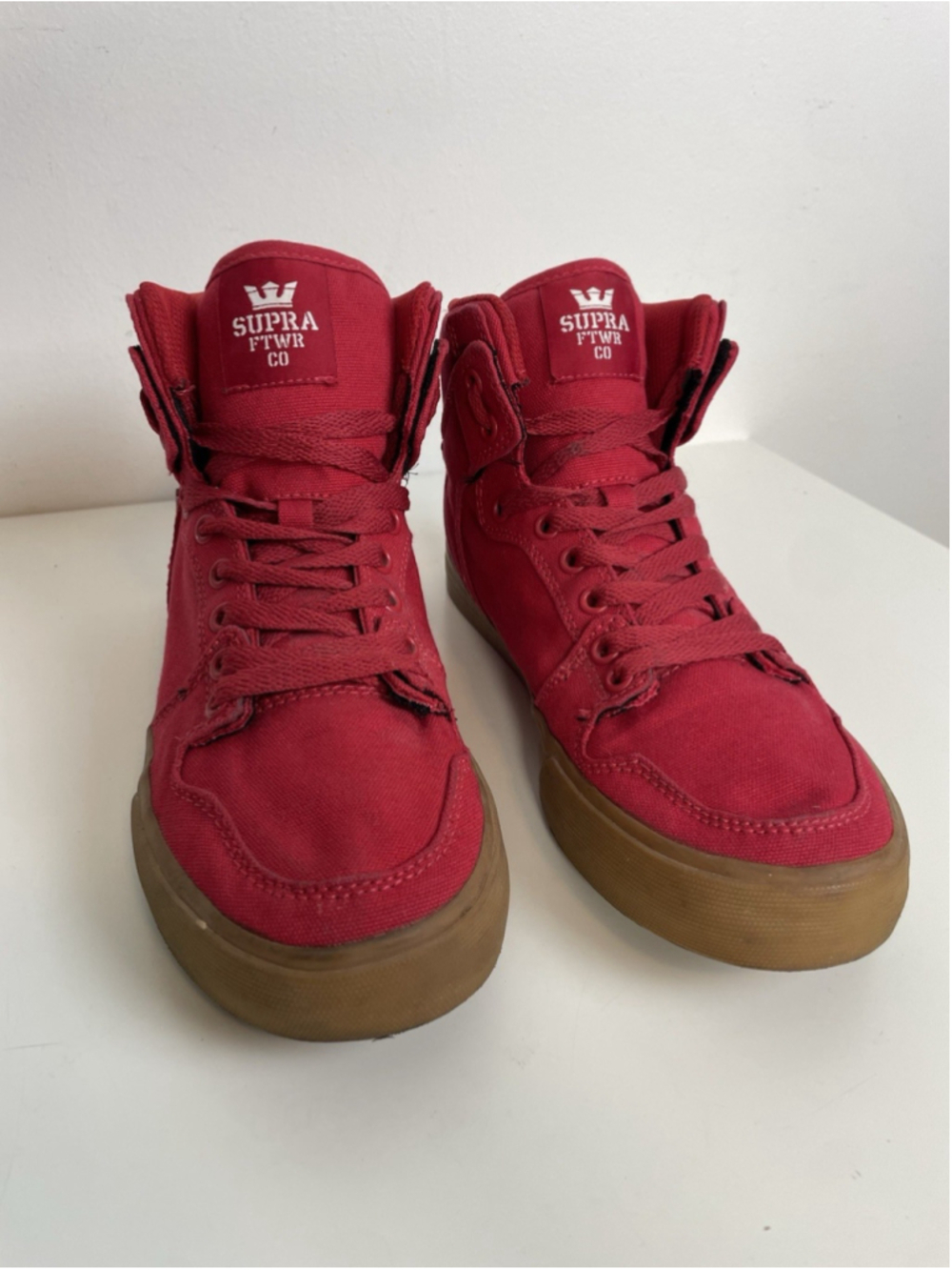Supra Vaider High Top Skate Sneakers Mens 8 Red Canvas Gum Sole shoes